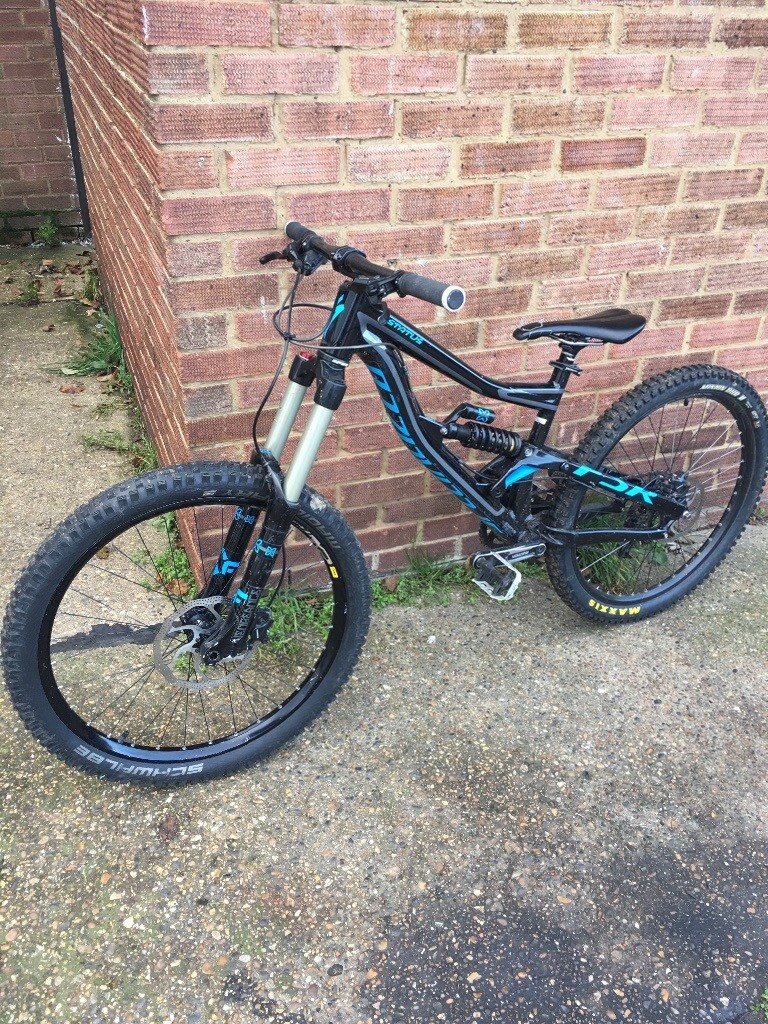 specialized status downhill bike